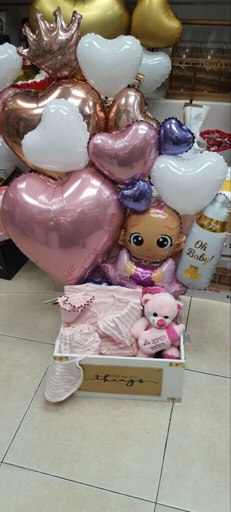 מארז בלוני לב ורודים להולדת בת