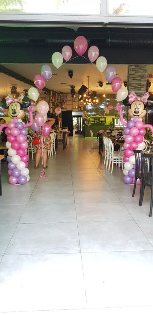 קשת בלונים מיני מאוס