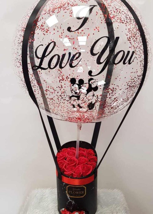 מארז בלון פורח עם פרחים