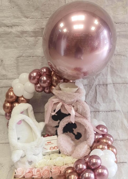 מארז כדור פורח 60 בלונים - ורוד ולבן