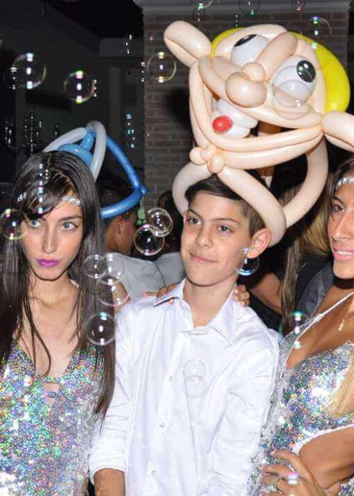 כובע מבלונים