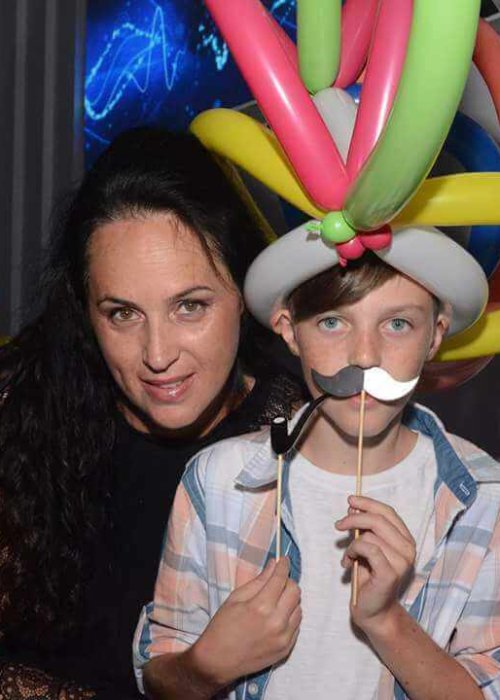 כובע מבלונים לילד