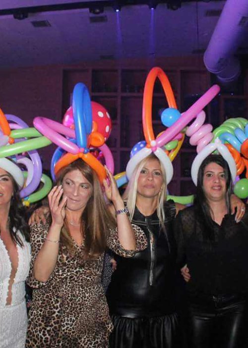 חוגגים עם בלונים