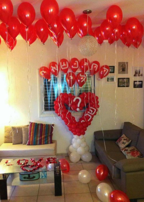 עיצוב בלונים בצורת לב