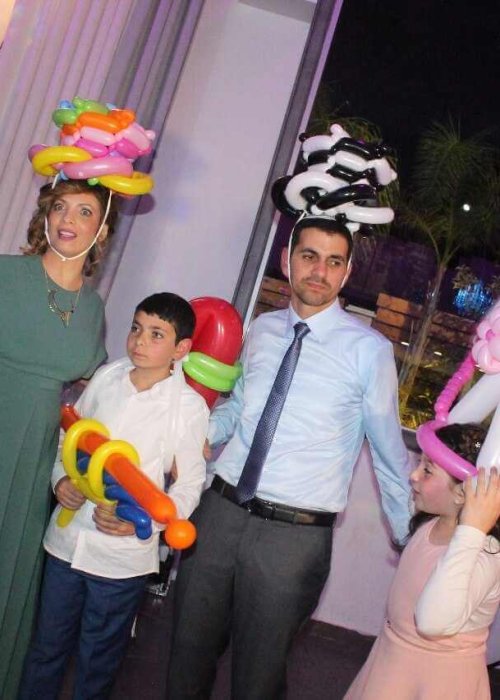 חוגגים עם בלונים