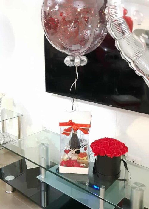 בלונים מעוצבים בסלון