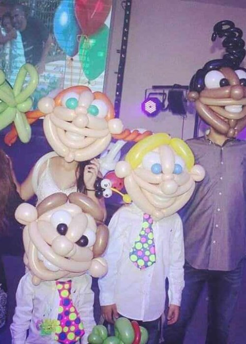 מסכות מבלונים