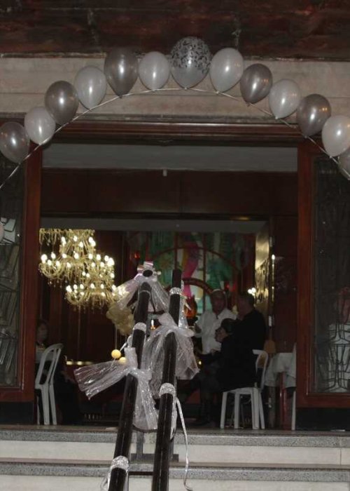 שער בלונים לחתונה