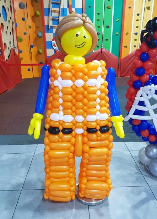 בלון הפתעה בצורת איש לגו