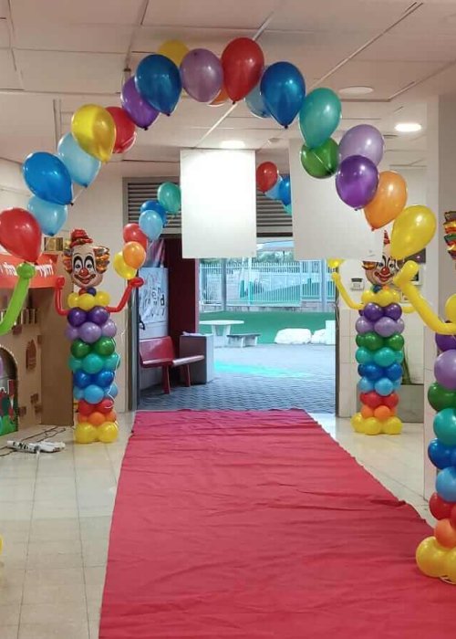 שער בלונים לעסקים