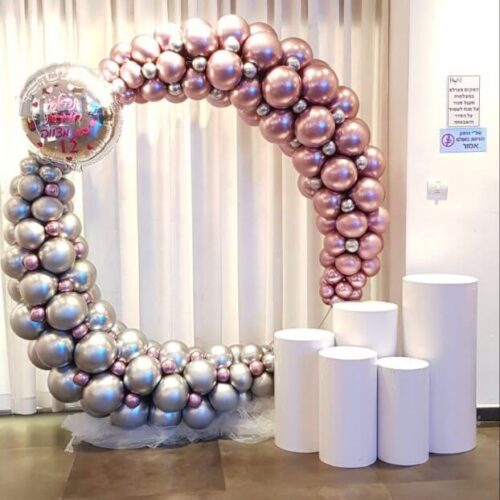 קשת בלונים אלגנטית לברית