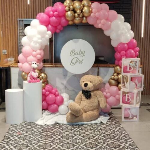 קשת בלונים לבריתה עם דובי ענק