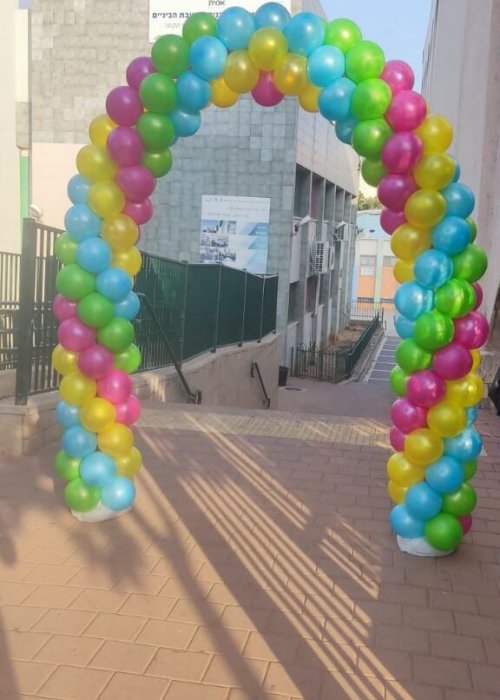 קשת בלונים