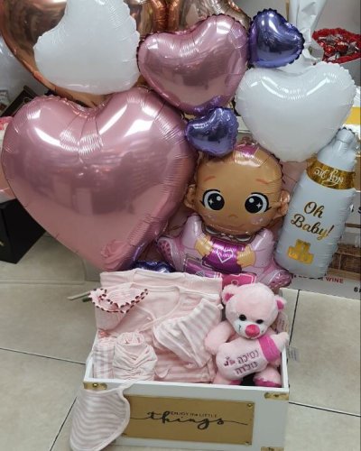 מארז בלוני לב ורודים להולדת בת