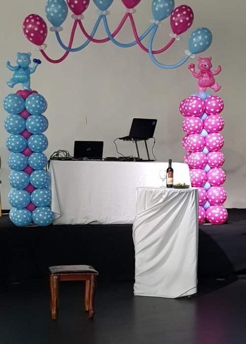 קשת בלונים לבריתה