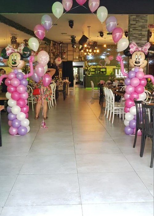 קשת בלונים מיני מאוס